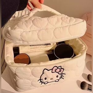 ❤️❤️SANRIO MYSTERY BUNDLE with White Puffer Hello Kitty Travel Make-Up Bag